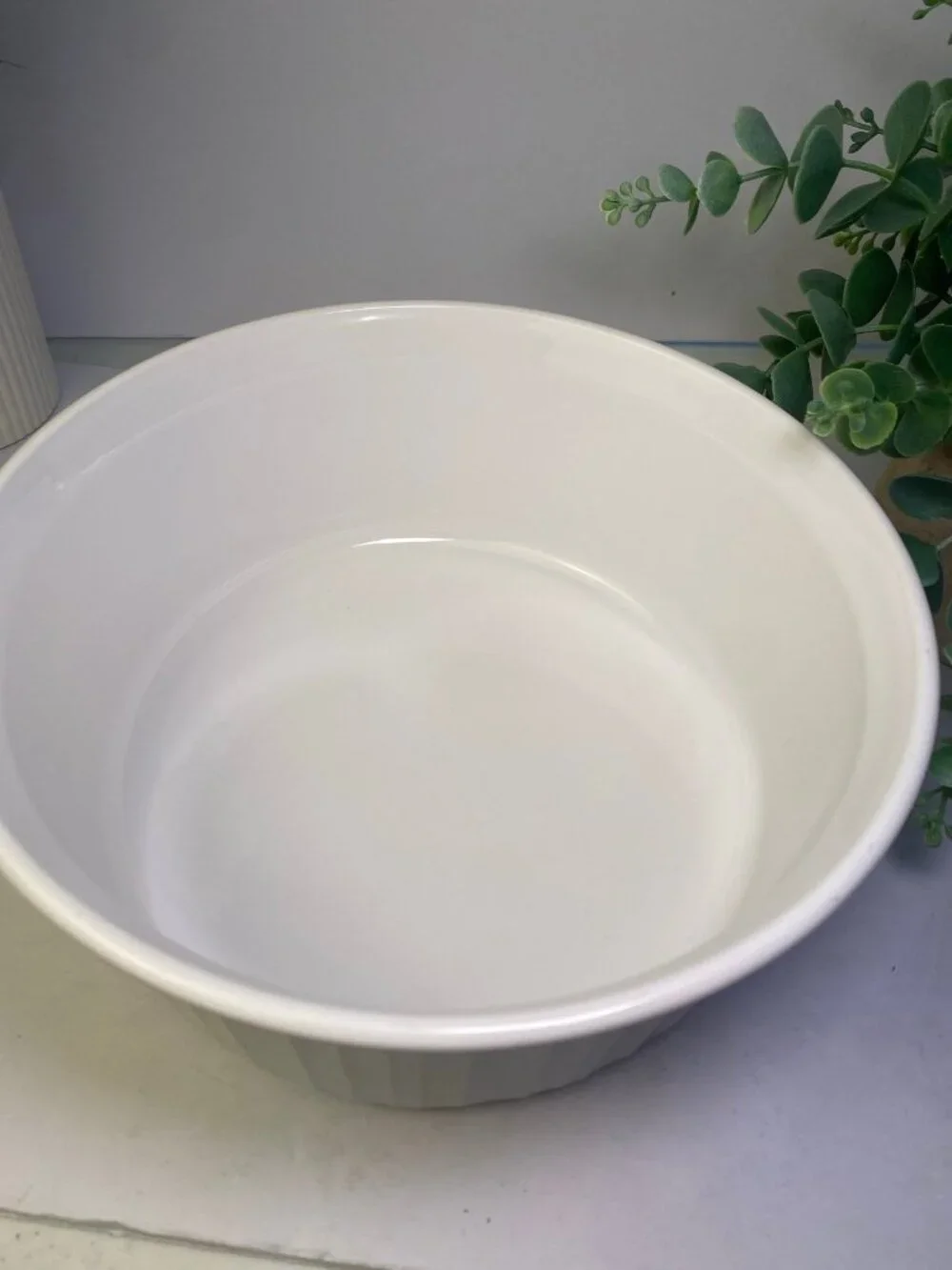 Corning Ware French White Round Casserole Dish 2.64 Quart 2.5 L Stoneware Dish